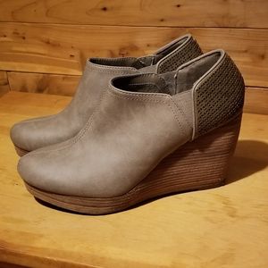 Dr Scholl's Harlow Wedge bootie boot